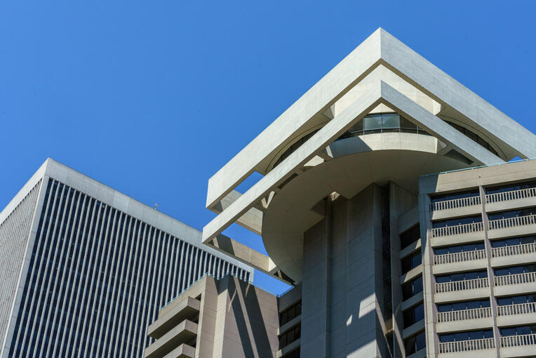 التجهيزات والمرافق الاضافية